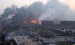 Thiên Tân chìm trong lửa khói sau 2 vụ nổ lớn, ít nhất 42 người chết