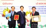 TP.HCM đón nhận Huân chương cao quý của Nhà nước CHDCND Lào
