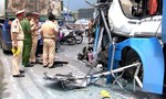 Vụ xe khách “lùa” 5 xe máy: 10 người bị thương