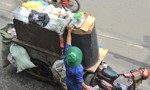 TPHCM: Hỗ trợ việc sắp xếp lại lực lượng thu gom rác dân lập