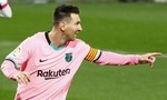 Messi ghi bàn và kiến tạo, “kéo” Barca đến gần top 4