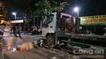 Xe máy tông trực diện xe tải ở Sài Gòn, 2 người chết tại chỗ