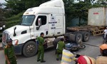 Khu Đông của TPHCM: Đường hẹp, xe máy bị "tử thần" rình rập
