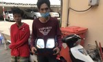 Hai con nghiện chuyên bẻ trộm kính ô tô lấy tiền mua ma túy ở Sài Gòn
