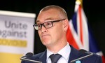 Bộ trưởng y tế New Zealand từ chức vì đưa gia đình đi biển giữa lệnh phong tỏa