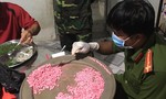 Bắt 10 kg ma túy trong nhà dân sát biên giới Campuchia