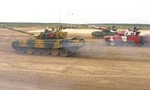 Clip cận cảnh Đội xe tăng Việt Nam vô địch trong trận chung kết Tank Biathlon