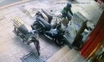 Tài xế xe ôm công nghệ lao xe máy vào tên trộm xe SH ở Sài Gòn