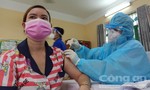 TPHCM: Đến từng hộ dân 'vùng đỏ', 'vùng cam' để tiêm vaccine từ 23/8