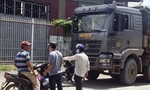 TP.Biên Hòa: Mặc dù đã cấm, xe ben vẫn đi vào mỏ đá đường Đinh Quang Ân