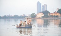 Cá chết tại hồ Tây: Hà Nội khẩn trương triển khai 7 biện pháp cấp bách