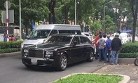 Taxi va chạm ‘xếp hộp siêu sang’ Rolls-Royce Phantom phiên bản Rồng