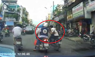 Clip tên cướp táo tợn giật giỏ xách trên đường phố Sài Gòn
