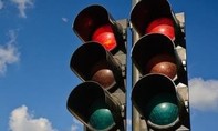 Đèn giao thông tại sao có màu Đỏ - Vàng - Xanh