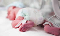 Bệnh viện quận Thủ Đức đỡ đẻ và nuôi dưỡng thành công trẻ sinh non nặng 1.350gr