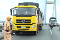 Xác định danh tánh tài xế bỏ xe trên cầu Mỹ Thuận nhảy sông tự tử