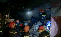 Gần 100 lính cứu hỏa căng mình chữa cháy bãi phế liệu