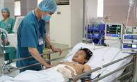 TP.HCM: 10 bác sĩ giành lại sự sống cho thanh niên bị vỡ gan lúc nửa đêm