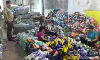 Phát hiện hàng ngàn đôi giày thể thao nghi giả của một công ty tại Đồng Nai