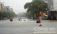 Mưa lớn ở Quảng Nam, Hội An và Tam Kỳ ngập sâu