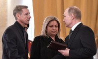 Tổng thống Putin trao huân chương cho gia đình phi công Su-25 hy sinh
