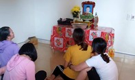 Nhiều gia đình ở Nghệ An, Hà Tĩnh đã lập bàn thờ cúng vọng