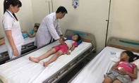 Hơn 60 học sinh ở Sài Gòn nhập viện nghi ngộ độc thực phẩm