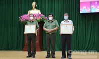 Báo Công an TPHCM nhận Bằng khen của Tổng LĐLĐ Việt Nam