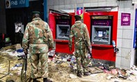 Bạo loạn bùng phát ở Nam Phi khiến ít nhất 72 người thiệt mạng