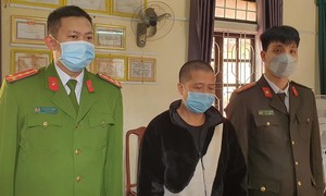 Bắt đối tượng tổ chức, môi giới cho 4 người Trung Quốc ở lại Việt Nam trái phép