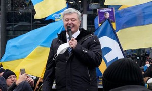 Cựu tổng thống Ukraine trở về nước, đối mặt tội danh phản quốc