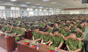 Công an TPHCM: Bế giảng khoá huấn luyện hơn 800 chiến sỹ nghĩa vụ