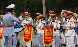 Các nghệ sĩ - chiến sĩ Công an chuẩn bị cho Nhạc hội Cảnh sát các nước ASEAN+