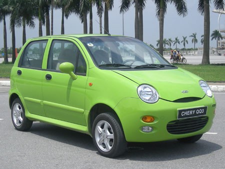 Chiếc Chery QQ3 của Trung Quốc được nhập khẩu về Việt Nam với giá rẻ kỷ lục