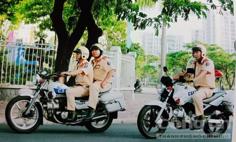 Cảnh sát giao thông đuổi bắt cướp như phim ở Sài Gòn - Ảnh 3.