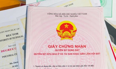 Gã đàn ông ở Sài Gòn làm giả nhiều sổ đỏ, lừa đảo hàng tỷ đồng