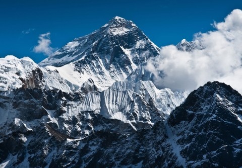 Đỉnh Everest chính thức có độ cao mới