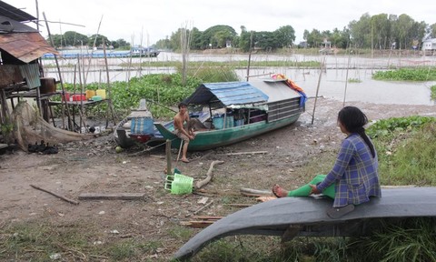 Bài 2: Những dòng sông không chở phù sa - Báo Công an Thành ...