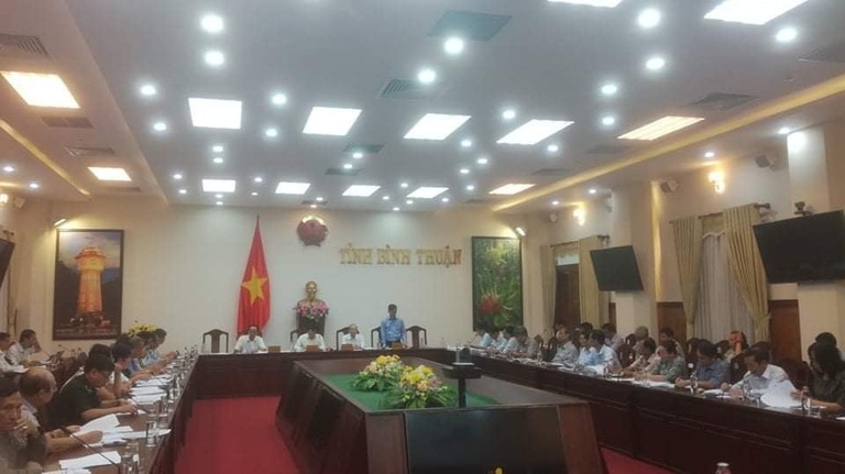 UBND tỉnh Bình Thuận họp khẩn tối 10-2