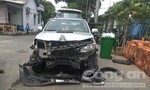 Tài xế nghi có hơi men lái ôtô tông nhiều xe máy ở Sài Gòn