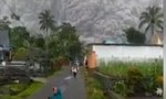 Núi lửa Indonesia bất ngờ phun trào khiến nhiều người thương vong
