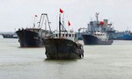 Philippines cảnh báo 220 tàu Trung Quốc tràn xuống Biển Đông
