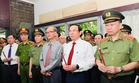 Lãnh đạo Bộ Công an, TPHCM dâng hương tưởng nhớ Đại tướng Mai Chí Thọ