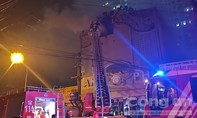 Cháy quán karaoke cao tầng ở Bình Dương, nhiều người chết và bỏng nặng