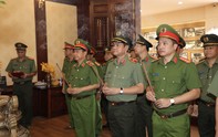 Đoàn đại biểu Công an TPHCM báo công, dâng hương, dâng hoa Chủ tịch Hồ Chí Minh