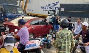 Vụ xe tải tông 7 ô tô và xe máy khiến 2 người chết ở Đồng Nai: Khởi tố vụ án