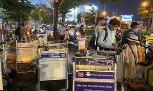 Chấn chỉnh tình trạng"bát nháo" tại sân bay Tân Sơn Nhất