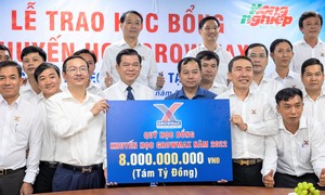 Báo Nông nghiệp Việt Nam và GrowMax lập quỹ khuyến học 8 tỷ đồng