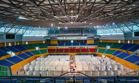 Nghĩ về tình người trong "cơn bão" Covid-19 - Vimarsana News